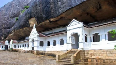 Dambulla Cave Temple