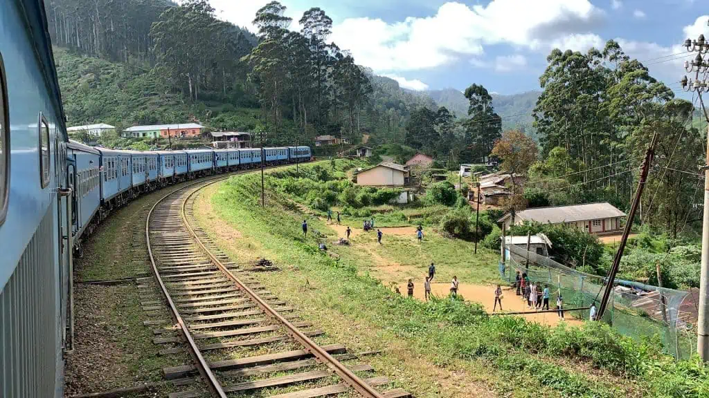Epic Blue Train Journey From Nuwara Eliya to Ella, Sri Lanka Holiday | Insta Tours
